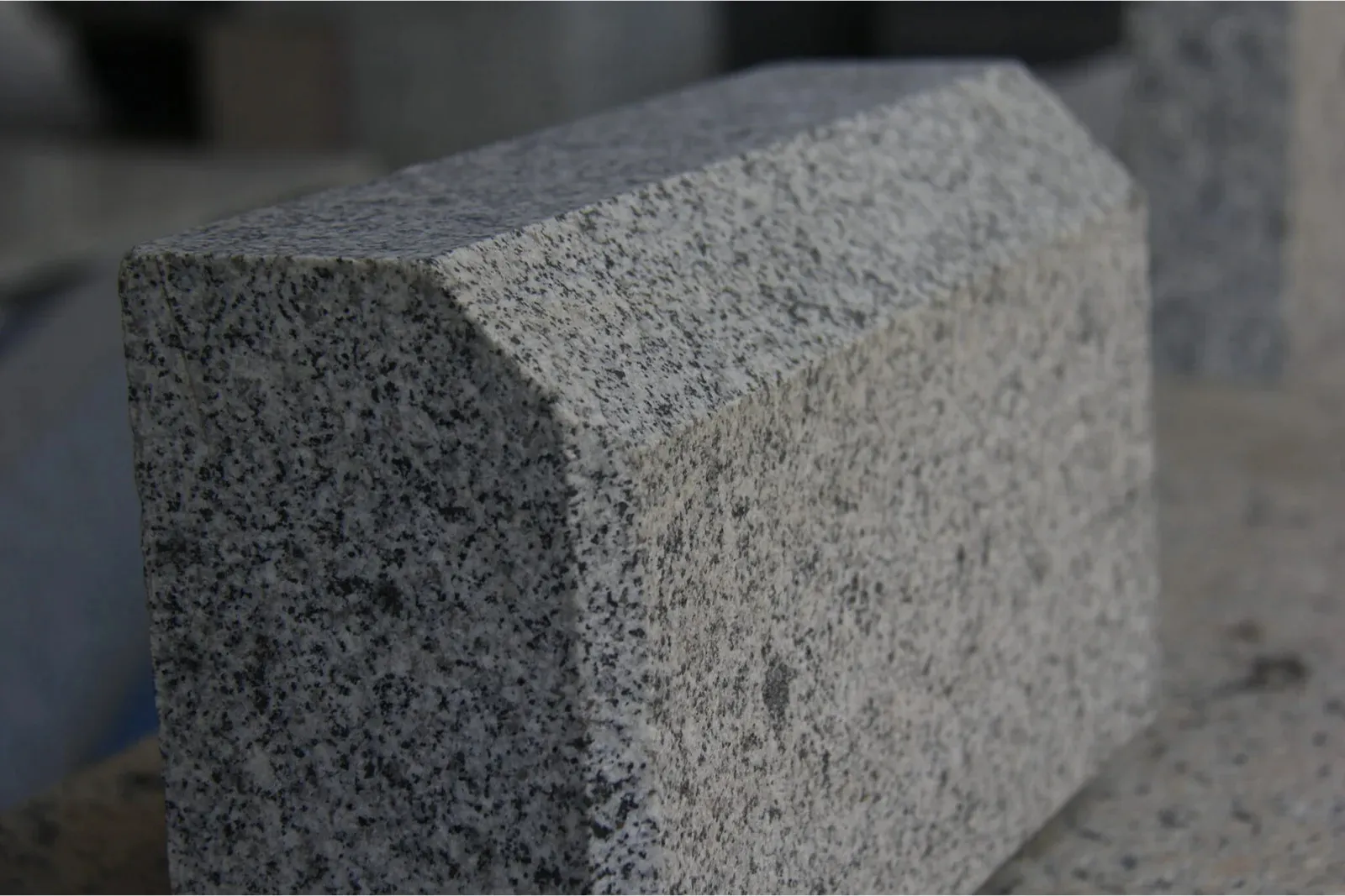 Urbanismo e alto tráfego - Produtos rochas naturais Gramobras